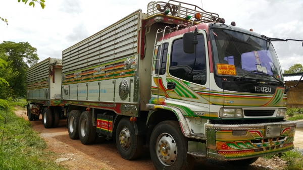 ขายรถพ่วง 20 ล้อ แม่-ลูก กระบะเนียมเกษตรดั้ม อู่.สหกิจ ISUZU 270 ปี.48 รถสวย ราคา.2150000 จัดแนนซ์ได้  สนใจโทร