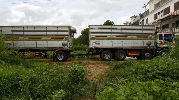 ขายรถพ่วง 20 ล้อ แม่-ลูก กระบะเนียมเกษตรดั้ม อู่.สหกิจ ISUZU 270 ปี.48 รถสวย ราคา.2150000 จัดแนนซ์ได้  สนใจโทร