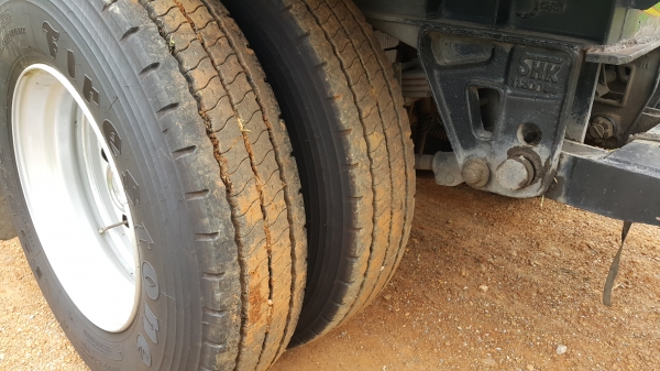 ขายรถพ่วง 20 ล้อ แม่-ลูก กระบะเนียมเกษตรดั้ม อู่.สหกิจ ISUZU 270 ปี.48 รถสวย ราคา.2150000 จัดแนนซ์ได้  สนใจโทร