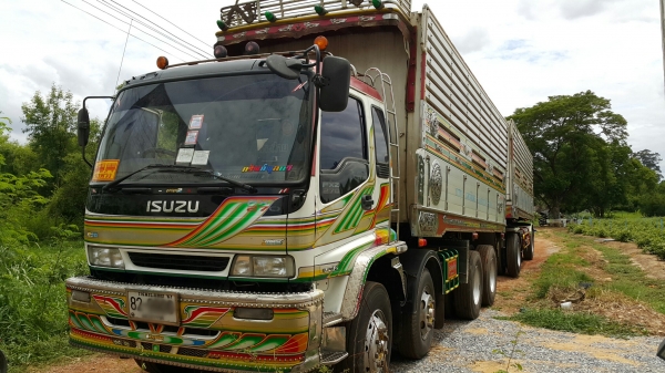 ขายรถพ่วง 20 ล้อ แม่-ลูก กระบะเนียมเกษตรดั้ม อู่.สหกิจ ISUZU 270 ปี.48 รถสวย ราคา.2150000 จัดแนนซ์ได้  สนใจโทร