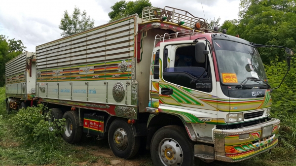 ขายรถพ่วง 20 ล้อ แม่-ลูก กระบะเนียมเกษตรดั้ม อู่.สหกิจ ISUZU 270 ปี.48 รถสวย ราคา.2150000 จัดแนนซ์ได้  สนใจโทร