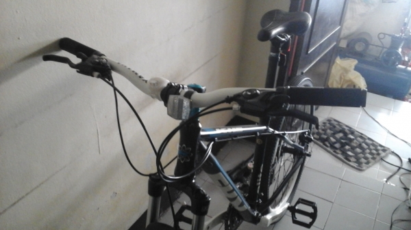 ขายจักยาน KHS ราคา9000บาทใช้มาสามเดือน