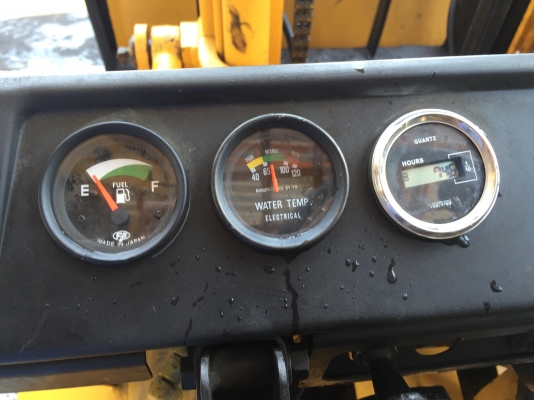 ขาย;komatsu FD20-8 ขนาด 2.0 ตัน เสายกสูง 4.5 เมตร งากระดกเทได้ ฮิ้งฟอร์ค เครื่องยนต์ ดีเซล isuzu c240 เกียร์ออโต้ ราคา 280,000 บาท สภาพสวยมากๆ ขาย;komatsu FD20-8 ขนาด 2.0 ตัน เสายกสูง 4.5 เมตร งากระดกเทได้ ฮิ้งฟอร์ค เครื่องยนต์ ดีเซล isuzu c240 เกียร์ออโต้ ราคา 280,000 บาท สภาพสวยมากๆ