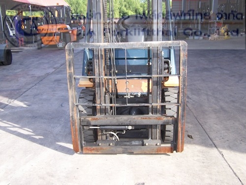 ขาย รถโฟล์คลิฟท์ TOYOTA รุ่น 7-FG23