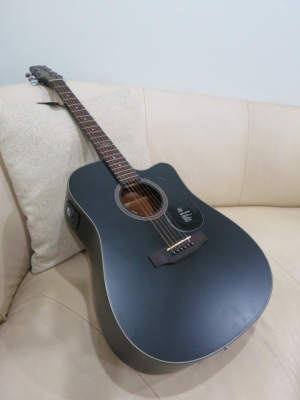 3,400.-กีต้าร์โปร่งเว้าไฟฟ้า Mantic 41 นิ้ว รุ่น AG-1CE BK สีดำด้าน EQ อย่างดี ของใหม่