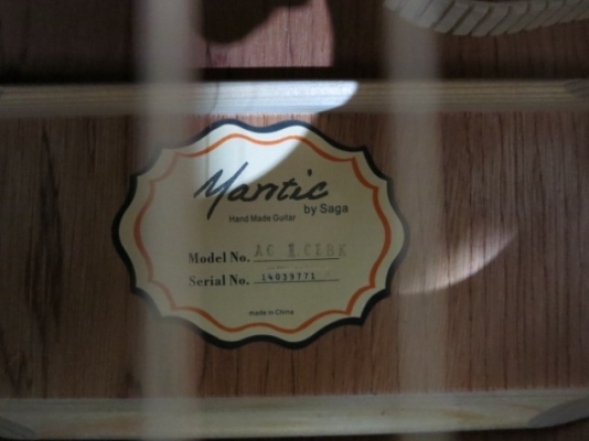 3,400.-กีต้าร์โปร่งเว้าไฟฟ้า Mantic 41 นิ้ว รุ่น AG-1CE BK สีดำด้าน EQ อย่างดี ของใหม่