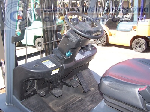 ขายรถ โฟล์คลิฟท์ TOYOTA รุ่น 8-FG20