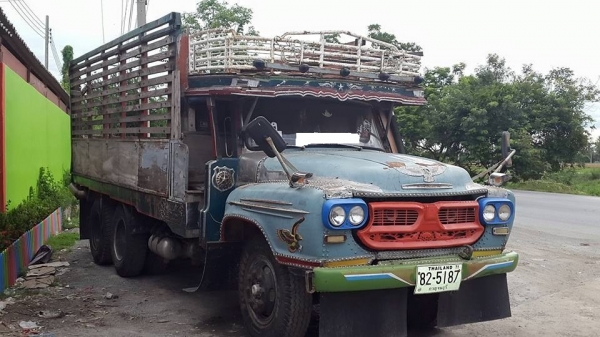 ขายสิบล้อหน้ายาว ดั้ม เครี่องEH 700 เกียร์ HO เบครทิปฟี่