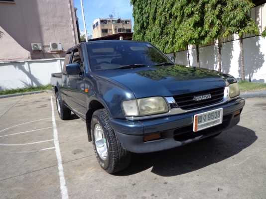 ISUZU SPACECAB, 2.8 SX TURBO โฉมดราก้อน ตัวสูงนิดๆสีสวย สนใจคุยกันได้ ดูรถได้ตลอด รถอยู่ที่บ้าน