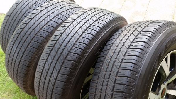 ขายล้อ trd vigo ขอบ17 พร้อมยางครับ ขายล้อ trd vigo ขอบ17 พร้อมยางครับ