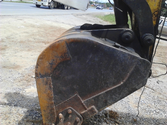 ขายด่วนแบ็คโฮโคมัตซุ120ตามสภาพพร้อมใช้งานปกติไม่โหลดตักดินได้ทั้งวัน ขายด่วนแบ็คโฮโคมัตซุ120ตามสภาพพร้อมใช้งานปกติไม่โหลดตักดินได้ทั้งวัน