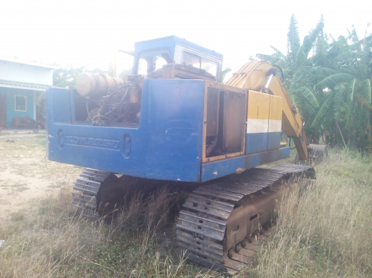 ขายด่วนแบ็คโฮโคมัตซุ120ตามสภาพพร้อมใช้งานปกติไม่โหลดตักดินได้ทั้งวัน ขายด่วนแบ็คโฮโคมัตซุ120ตามสภาพพร้อมใช้งานปกติไม่โหลดตักดินได้ทั้งวัน