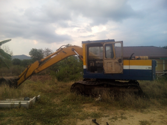 ขายด่วนแบ็คโฮโคมัตซุ120ตามสภาพพร้อมใช้งานปกติไม่โหลดตักดินได้ทั้งวัน ขายด่วนแบ็คโฮโคมัตซุ120ตามสภาพพร้อมใช้งานปกติไม่โหลดตักดินได้ทั้งวัน