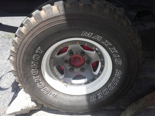 ขายเหมาล้อแม็ก พร้อมยาง MAXXIS BUCKSHOT 5 วง