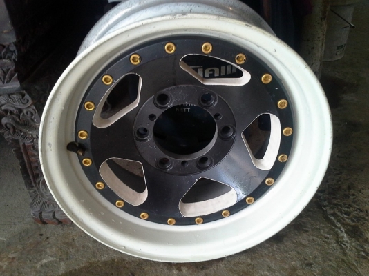 ขายเหมาล้อแม็ก พร้อมยาง MAXXIS BUCKSHOT 5 วง