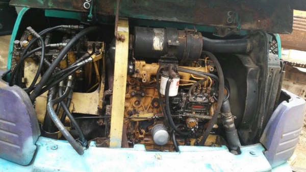 รถขุดPC45-7 เก๋งตู้พร้อมตัวลาก ขายคู่กัน 450000