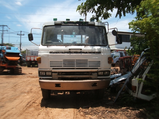 ขายรถเทลเลอร์ 10 ล้อ นิสสัน 2 เพลา เครื่องยนต์ PE เทอร์โบ 285 แรงม้า