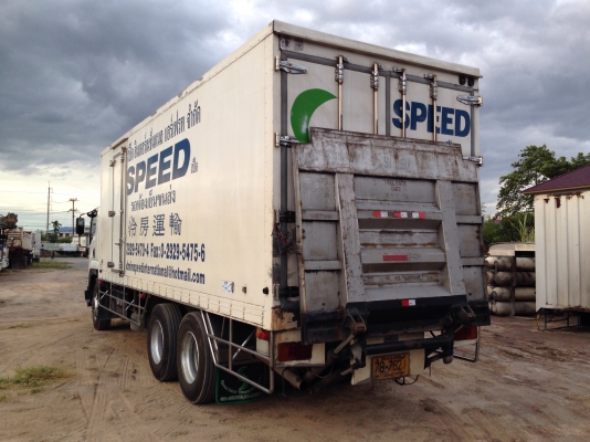 10ล้ออีซูซุFVM/240HPตู้บรรทุกมีลิฟท้าย 10ล้ออีซูซุFVM/240HPตู้บรรทุกมีลิฟท้าย