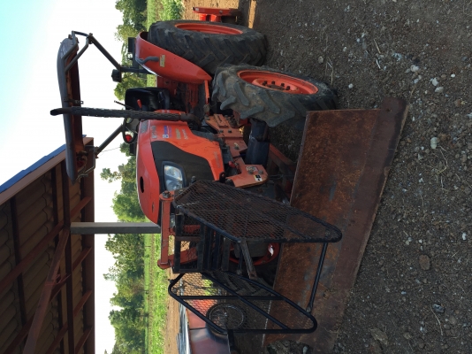 ขายด่วนรถไถนา kubota 7040