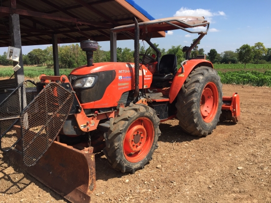 ขายด่วนรถไถนา kubota 7040