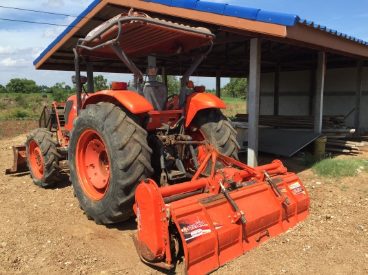 ขายด่วนรถไถนา kubota 7040