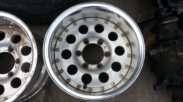 ขาย ถูก ครับ 13,500 ล้อหยดน้ำ  แท้ Japan 2 ชิ้นแท้ ของเพิ่งเปิดตู้ ไม่คด ไม่ดุ้ง มีรอยใช้งานจากญี่ปุ่น ไม่เคยใช้ในไทย ขอบ 15  กว้าง 8 1/2 et -31