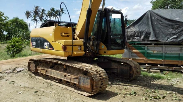 แม็กโครมือสอง/ Catterpillar 320D V1 ไฟฟ้า/ เอกสารพร้อม/ ล่างเต็ม