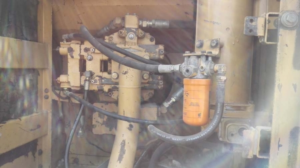 แม็กโฮลมือสอง/ Catterpillar 320B ไฟฟ้าเต็ม/ ช่วงล่างเต็ม/ เอสารเล่ม/ พร้อม แม็กโฮลมือสอง/ Catterpillar 320B ไฟฟ้าเต็ม/ ช่วงล่างเต็ม/ เอสารเล่ม/ พร้อม