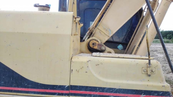 แม็กโฮลมือสอง/ Catterpillar 320B ไฟฟ้าเต็ม/ ช่วงล่างเต็ม/ เอสารเล่ม/ พร้อม แม็กโฮลมือสอง/ Catterpillar 320B ไฟฟ้าเต็ม/ ช่วงล่างเต็ม/ เอสารเล่ม/ พร้อม