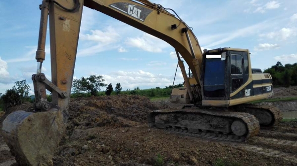 แม็กโฮลมือสอง/ Catterpillar 320B ไฟฟ้าเต็ม/ ช่วงล่างเต็ม/ เอสารเล่ม/ พร้อม