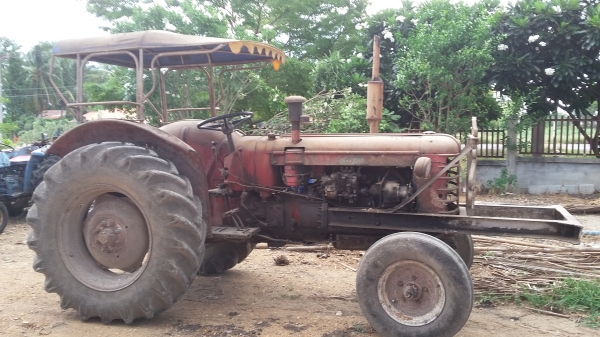 แทรคเตอร์ วอลโว่ bm350