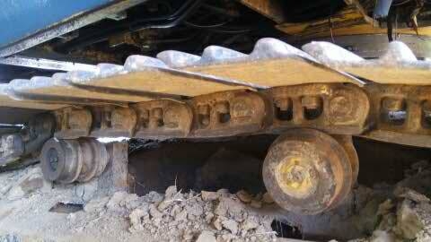 **710,000 บ.ต่อรอง/// แบคโฮ KOMATSU PC200 รุ่น 5 **ขาย แบคโฮ PC200-5 ยอดนิยม KOMATSU PC200-5 คอนโทรลยาว เครื่องเดิม ปั้มเดิม ไฟครบ ครับ เครื่องดี แน่นดี ปั้มดี แรง ครับ ทำงานดี เร็วดี บูมอาร์มดี สวย บุ้งกี๋หนา ไม่ผุ ฟันตักยาว บูท/สลัก ดี แน่นดี เอวดี แน่น **710,000 บ.ต่อรอง/// แบคโฮ KOMATSU PC200 รุ่น 5 **ขาย แบคโฮ PC200-5 ยอดนิยม KOMATSU PC200-5 คอนโทรลยาว เครื่องเดิม ปั้มเดิม ไฟครบ ครับ เครื่องดี แน่นดี ปั้มดี แรง ครับ ทำงานดี เร็วดี บูมอาร์มดี สวย บุ้งกี๋หนา ไม่ผุ ฟันตักยาว บูท/สลัก ดี แน่นดี เอวดี แน่น