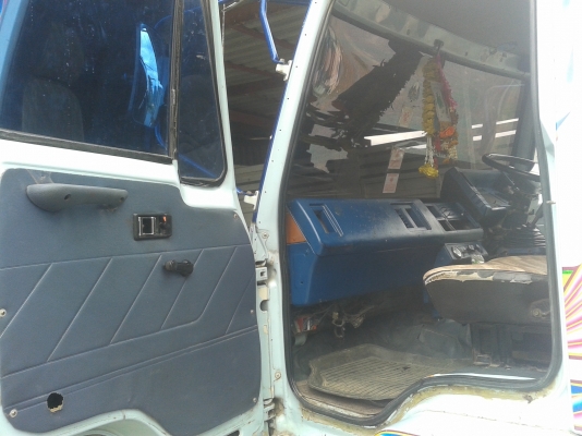 ขายด่วน630000อีซูซุร๊อคFVZ12myเครื่อง6BG175แรง6เกียร์สโลอินเตอร์ ดั้มกระบะเหล็กข้างรียบสภาพดีพร้อมใช้คัฟ