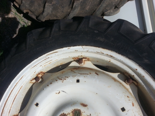 ขาย ล้อบางรถไถใหญ่เก่านอกสวยๆ พร้อมกระทะ