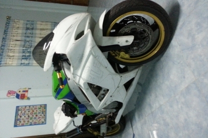 รับ สั้งประกอบ CBR 400 VFR400  สามารถเลือกสี เลือกแฟริ่งได้ครับทะเบียนแท้ทุกคัน