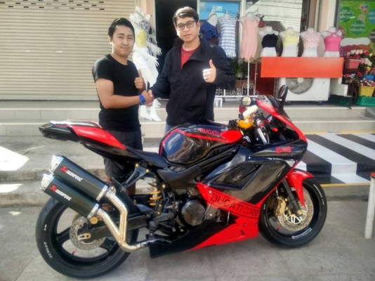 รับ สั้งประกอบ CBR 400 VFR400  สามารถเลือกสี เลือกแฟริ่งได้ครับทะเบียนแท้ทุกคัน