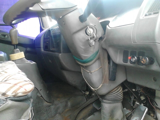 ขายรถสิบล้อMMTFN617เครือง225แรงม้าปี46ขายหัวครั้ชซี ขายรถสิบล้อMMTFN617เครือง225แรงม้าปี46ขายหัวครั้ชซี