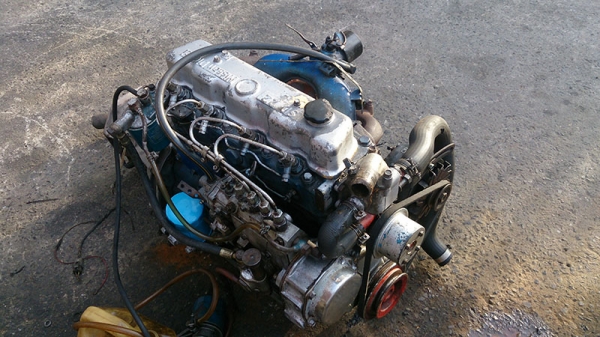 ขายเครื่องยนต์ดีเซล 2200 ซีซีขับหลัง 8250 บาท