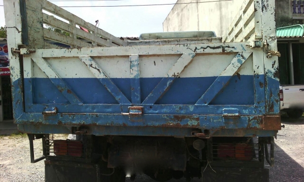 รถฮีโน่ 6 ล้อดั้ม FC4J  145 แรงม้า. ปี 42    สนใจติดต่อ  081 - 6079515