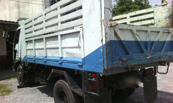 รถฮีโน่ 6 ล้อดั้ม FC4J  145 แรงม้า. ปี 42    สนใจติดต่อ  081 - 6079515