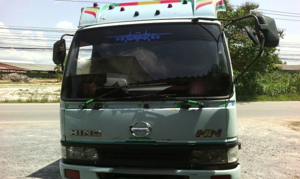 รถฮีโน่ 6 ล้อดั้ม FC4J  145 แรงม้า. ปี 42    สนใจติดต่อ  081 - 6079515