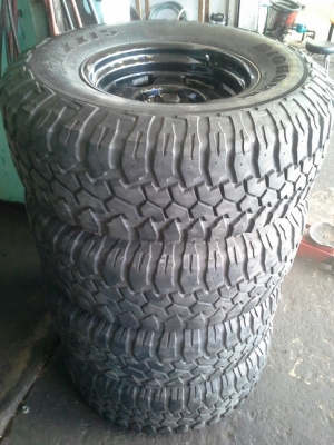 Max  + Bighorn 265/75/16 ปี10 สวยๆ 1ชุด