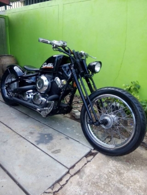 โอ บางนา ขาย dragstar 400 อินวอย สรรพสามิตร แต่งมาเต็ม ราคาเบาๆเพียง 79,000 บาท โอ บางนา ขาย dragstar 400 อินวอย สรรพสามิตร แต่งมาเต็ม ราคาเบาๆเพียง 79,000 บาท