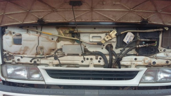 รถอีซูซุ 6 ล้อดั้ม FTR  200 แรงม้า. ปี 49   สนใจติดต่อ  081 - 6079515