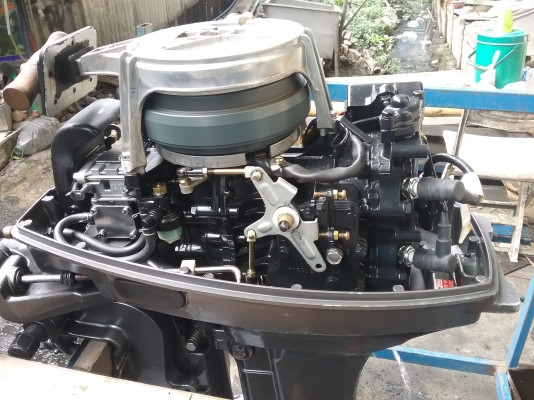 เครื่องเรือ Tohatsu 9.9 hpพร้อมถังนํ้ามัน เครื่องเรือ Tohatsu 9.9 hpพร้อมถังนํ้ามัน