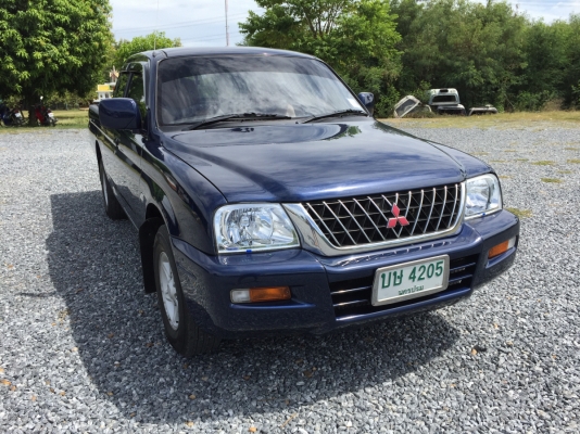 ขาย สตราด้า แค๊ป ปี 2001 เครื่อง 2500 พวงมาลัยเพาเวอร์ รถสวยพร้อมใช้งาน