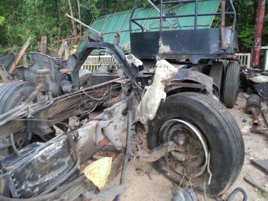 ขายซาก10ล้อ2เพลา175แรง FVZ12MY K-3604282  ตามสภาพ เล่มพร้อท รถหล่นมา