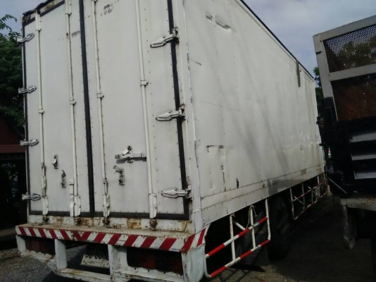 Hino 6 ล้่อ ตู้บรรทุก รุ่น FF177 ยาว 7 เมตร เครื่องดี คัซซีสวย รถพร้อมใช้งาน สนใจดูรถได้ที่ราชบุรี Hino 6 ล้่อ ตู้บรรทุก รุ่น FF177 ยาว 7 เมตร เครื่องดี คัซซีสวย รถพร้อมใช้งาน สนใจดูรถได้ที่ราชบุรี