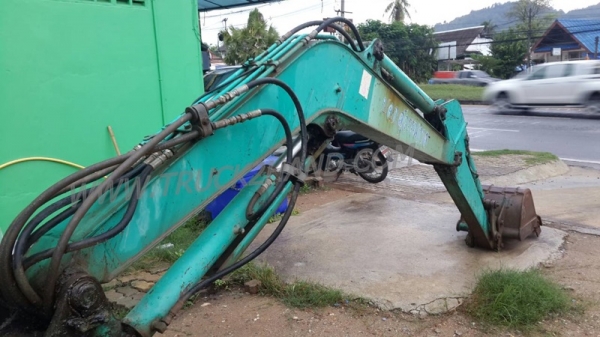 รถแบคโฮ KOMATSU PC35R พร้อมใช้งาน