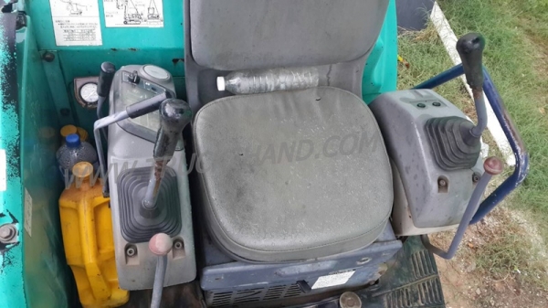 รถแบคโฮ KOMATSU PC35R พร้อมใช้งาน